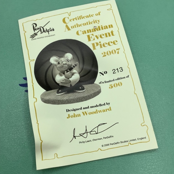 PENDELFIN - 2007 Canadian Event Piece - James Bond - COA - Stonecraft Rabbit - Picture 2 of 9